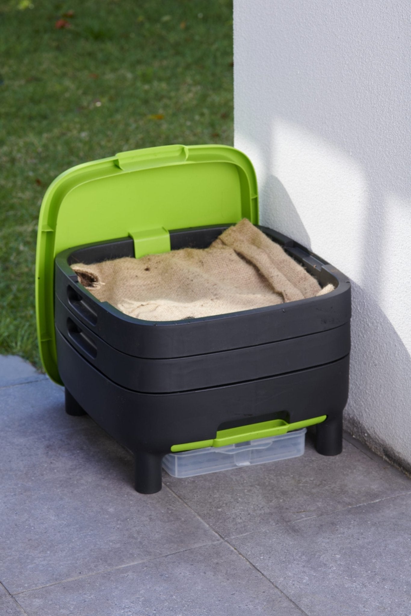Worm farm working tray - mazeproducts